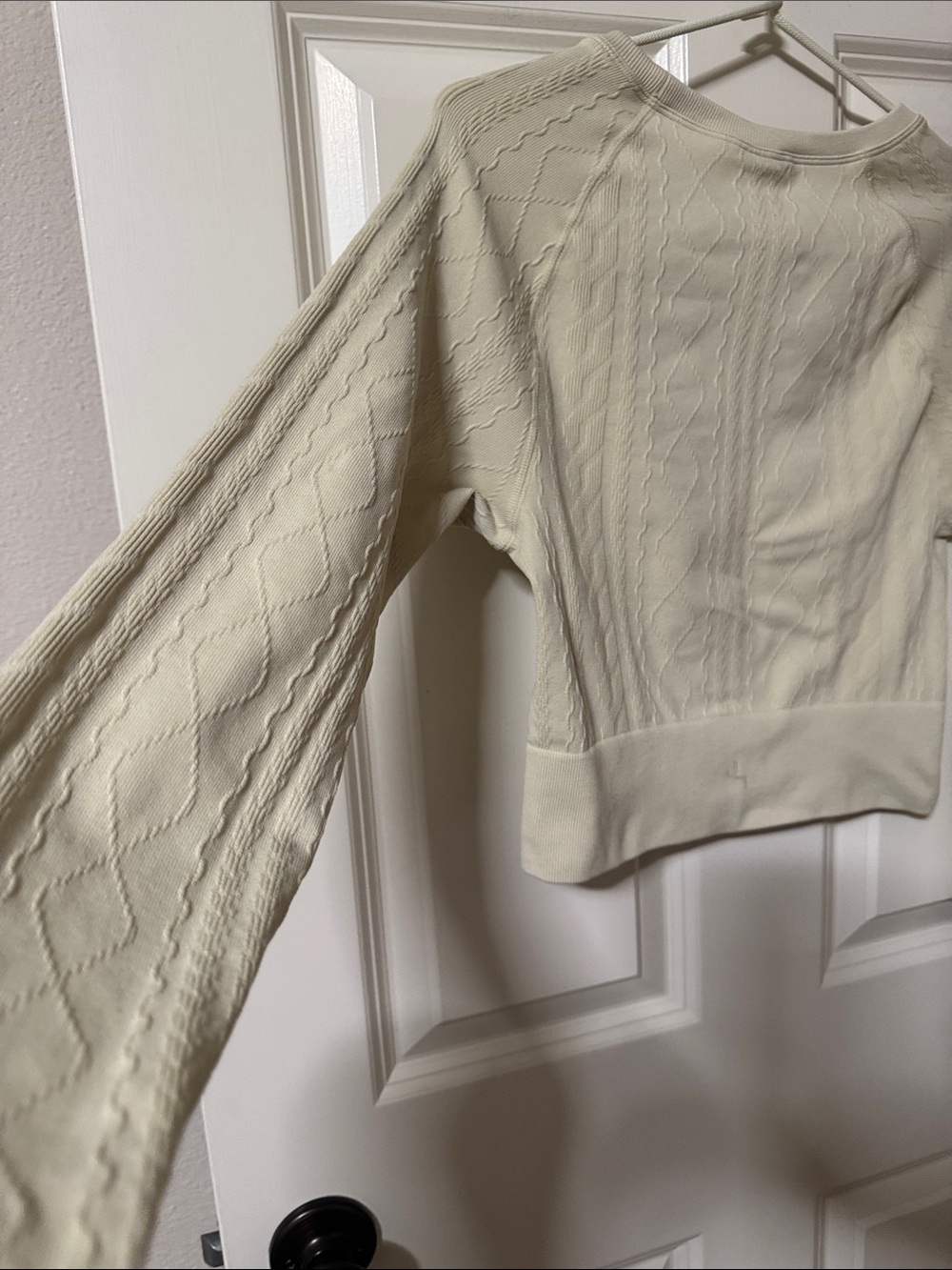 JoyLab Cream Cropped Cable-Textured Crew Fitted Top - Picture 10 of 11